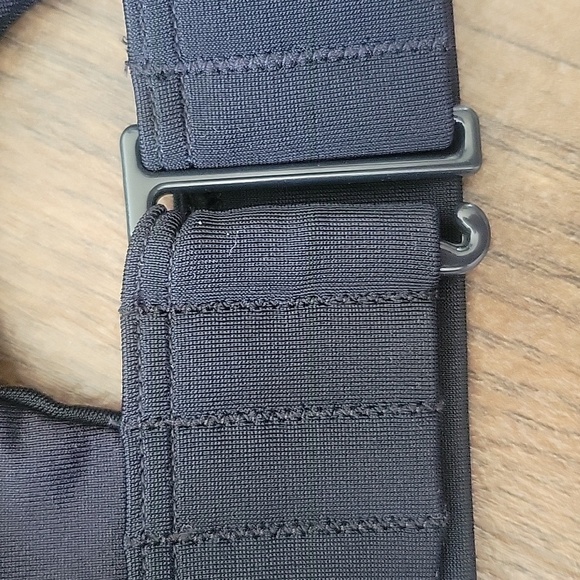 Old Navy Black Women's Keyhole Bralette Swim Top, Size Xl - Picture 4 of 6